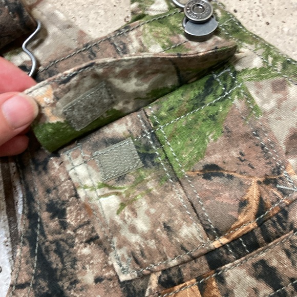 Cabella overalls shorts, size 12 months - Picture 2 of 8